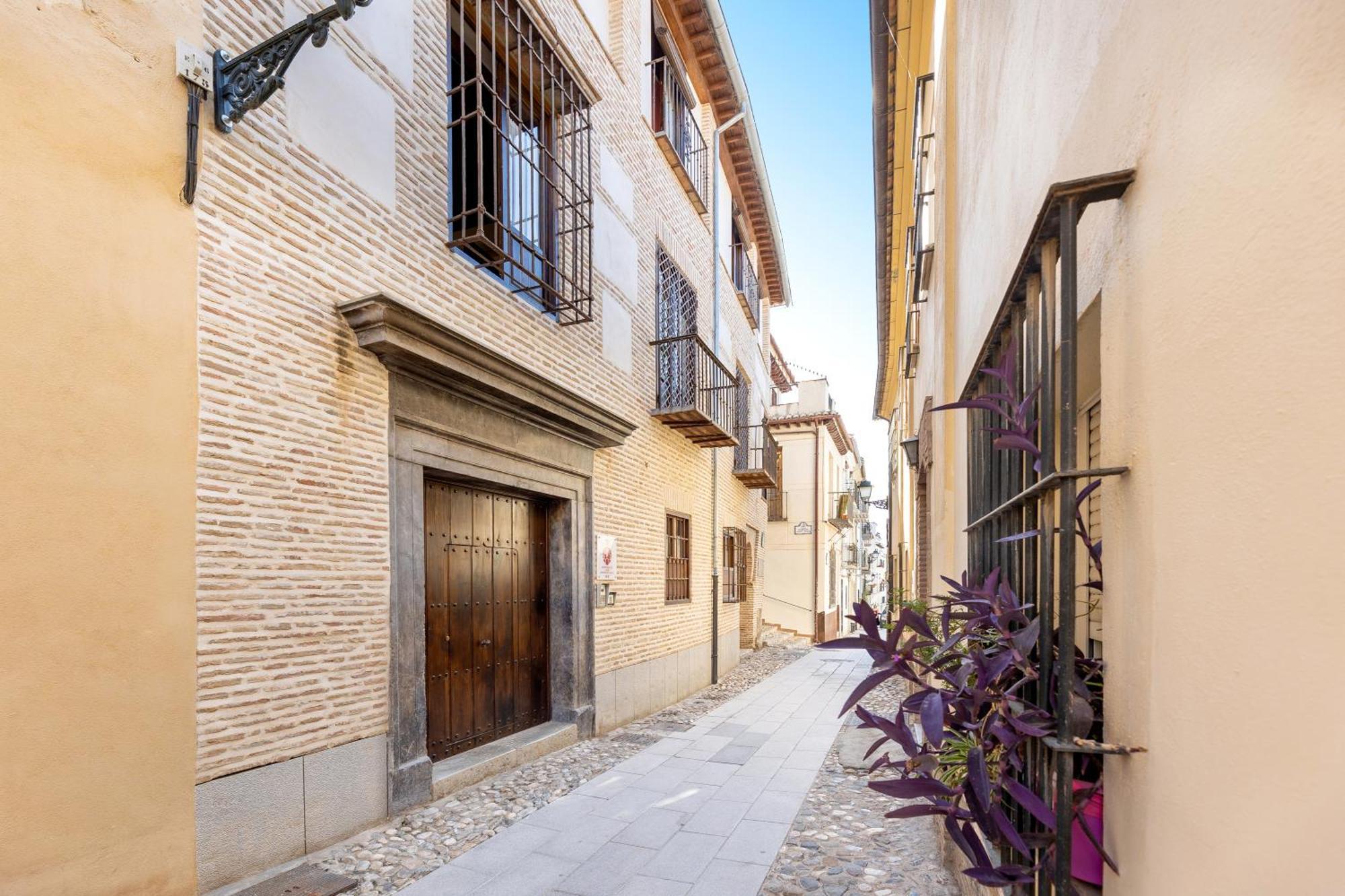 Apartamentos En Pleno Centro, Aljibe Rodrigo Del Campo 2B Granada Eksteriør bilde
